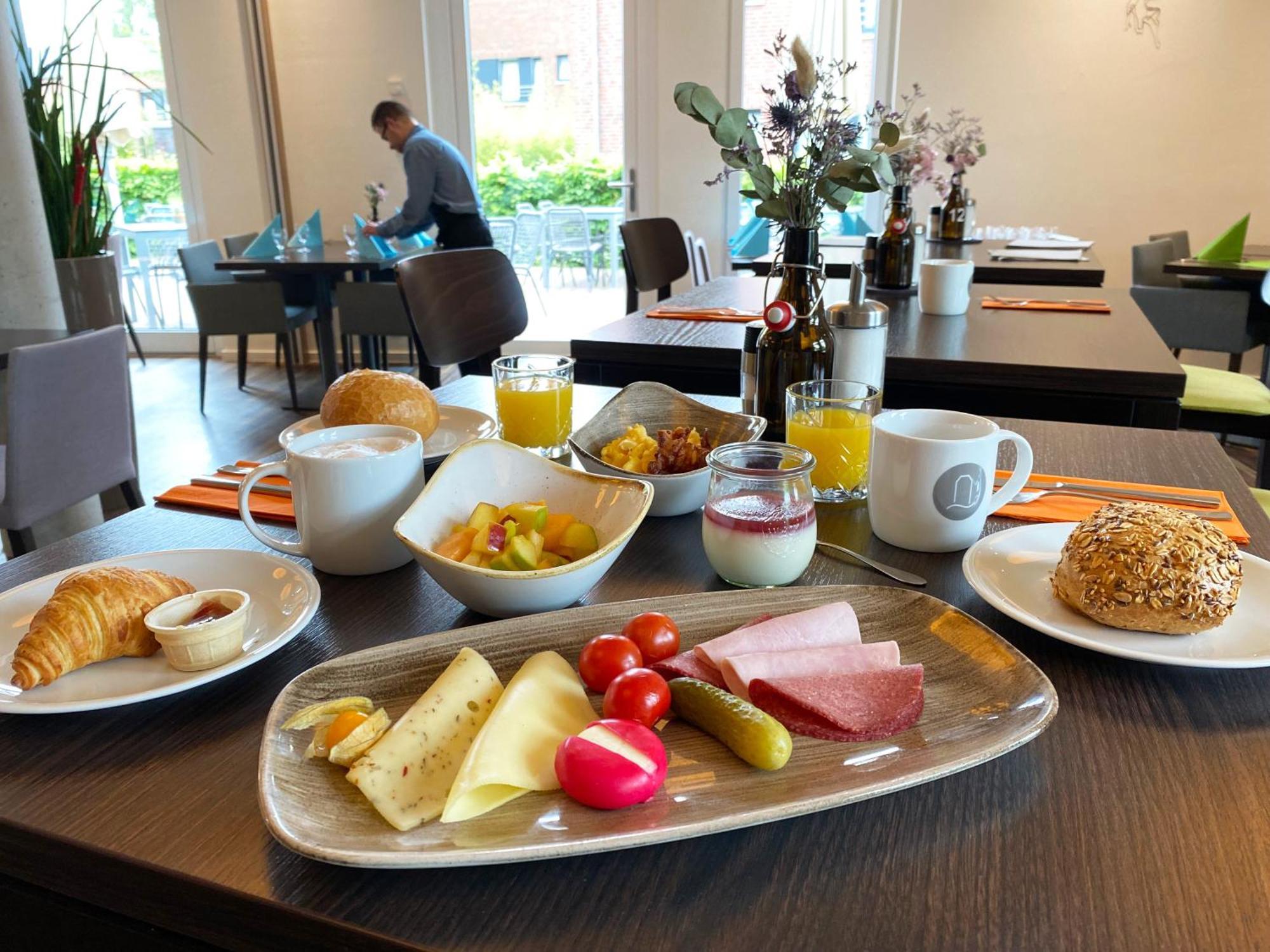 Alexianer Hotel Am Wasserturm Munster  Ngoại thất bức ảnh