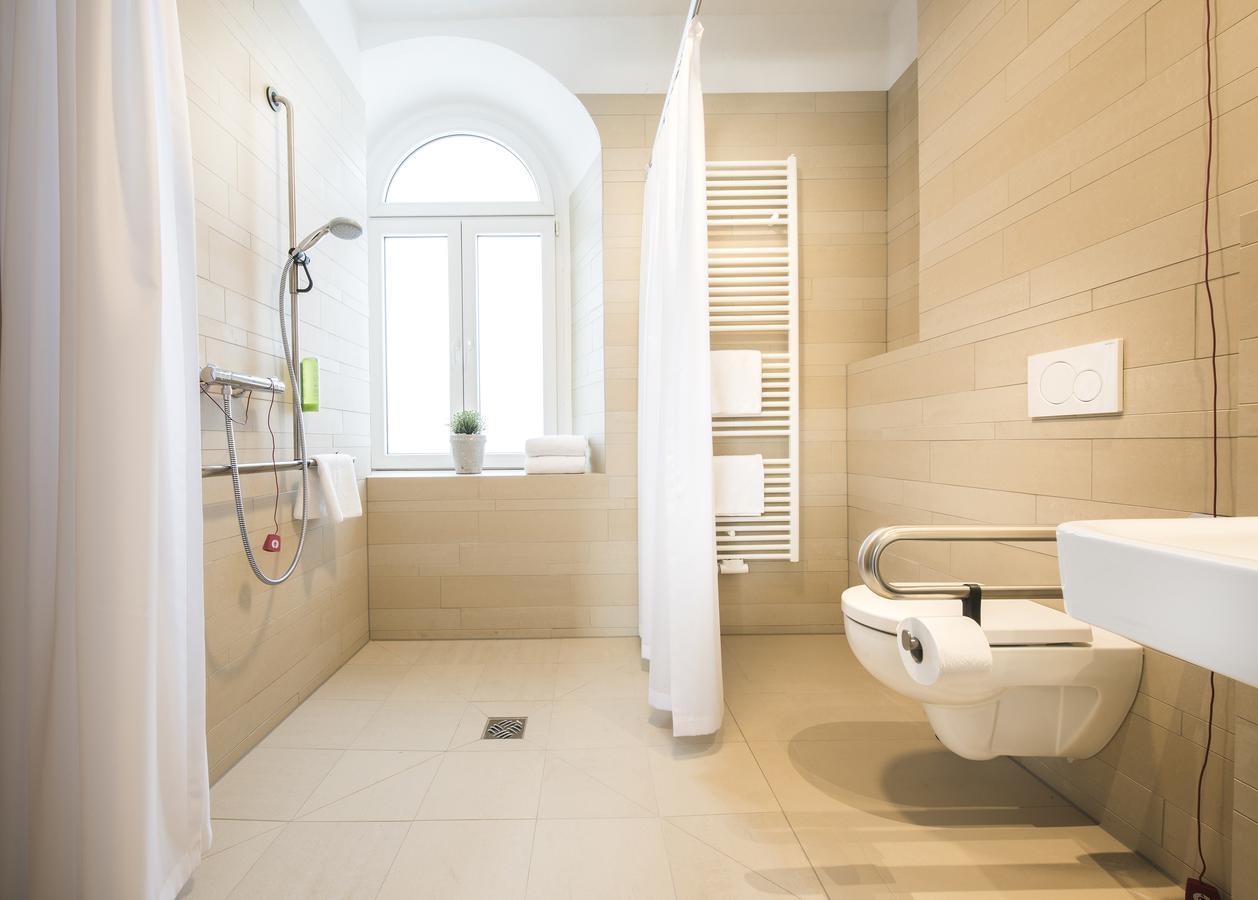Alexianer Hotel Am Wasserturm Munster  Ngoại thất bức ảnh